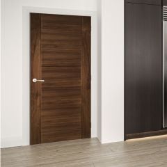 Deanta Seville Prefinished Walnut Internal Fire Door 1981x610x45mm - 45UK12WF/DX610FSC