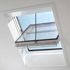 Velux Smoke Vent Window with Slate Flashing upto 8mm Thick - White PU - 134 x 140cm - GGU UK08 SD0L140