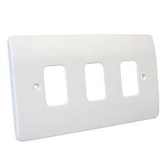 MK Grid plate 3 gang moulded white