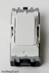 MK Grid switch intermediate 20amp white