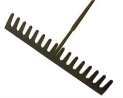 Roughneck Asphalt Rake 16 Flat Teeth - Tubular Steel Shaft Handled - ROU68510