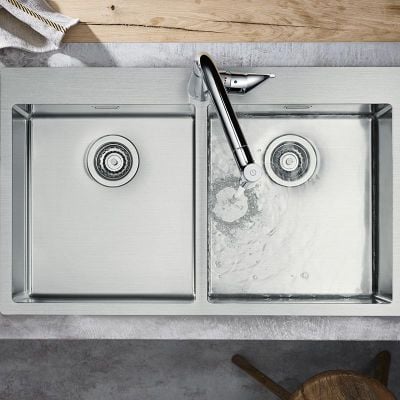 hansgrohe S711-F765 Built-in Sink 370/370 - Stainless Steel - 43303800 Lifestyle