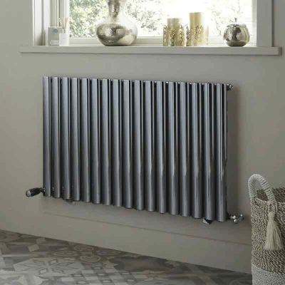 Towelrads Dorney Single Hot Water Radiator 600mm x 1012mm - Anthracite - 128179 Lifestyle1